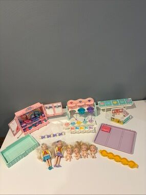 Tyco Vintage 1990s Quint doll and accessory lot